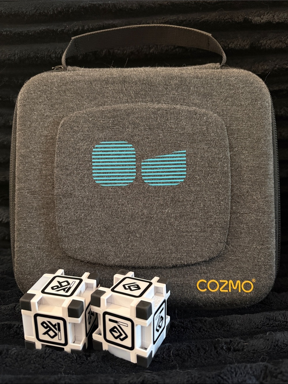 2016 Official Anki Cozmo Carrying Case + 2 Interactive Power Cubes (#1 & #3)